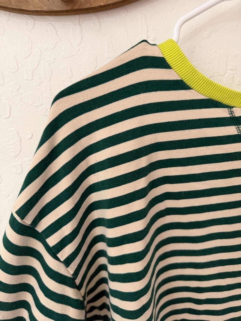 Green Tan Striped Neon Pullover Crewneck Sweater M/L Oversized - Picture 3 of 7